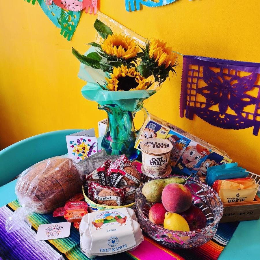 Frida'S Cottage Whitby Ngoại thất bức ảnh
